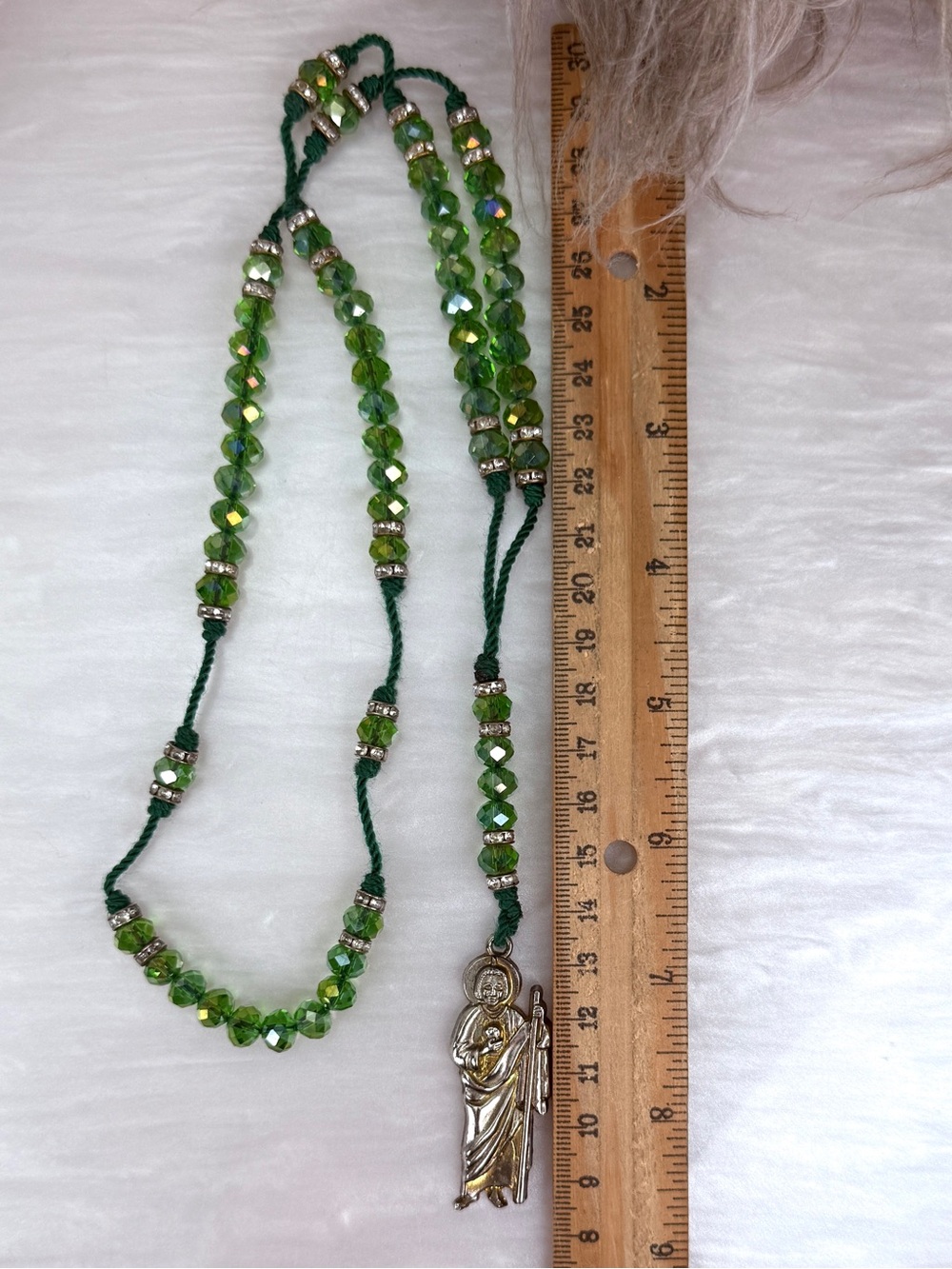 Vintage Saint Joseph Child Jesus Devotional Green Crystal Prayer Necklace - Picture 6 of 7